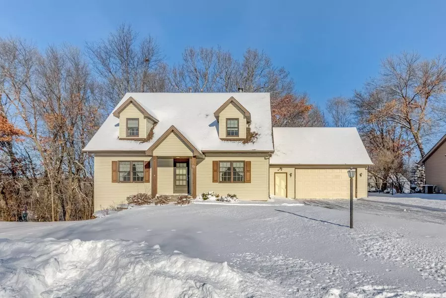 127 Egret LN, Lino Lakes, MN 55014