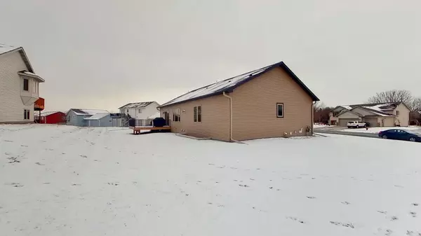 Pine Island, MN 55963,1250 Pine Ridge DR NE