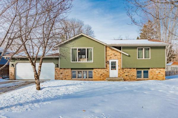 1635 Brooks AVE E,  Maplewood,  MN 55109