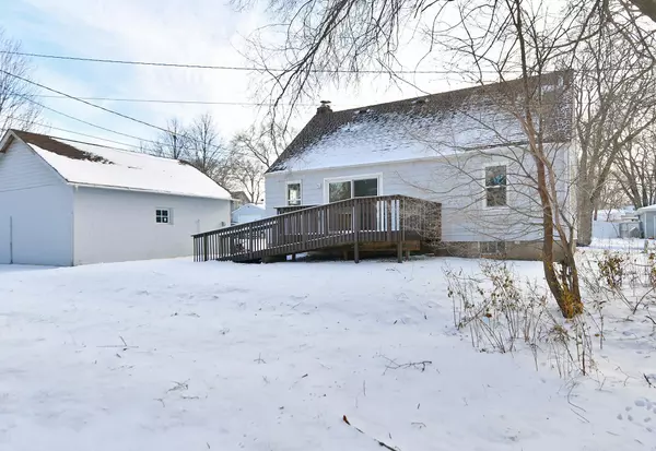 Faribault, MN 55021,216 11th ST NW