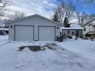 Eden Valley, MN 55329,163 Rails AVE W