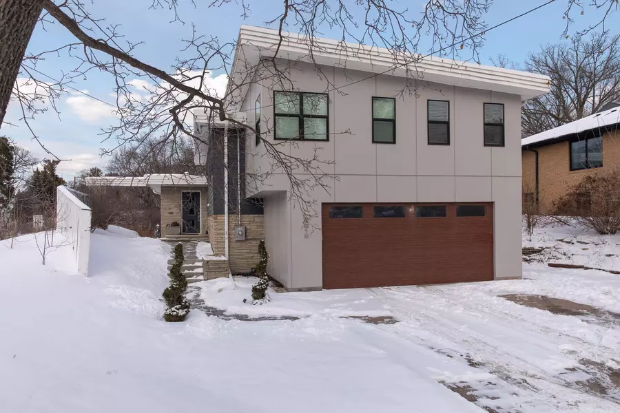 3812 W 57th ST, Edina, MN 55410