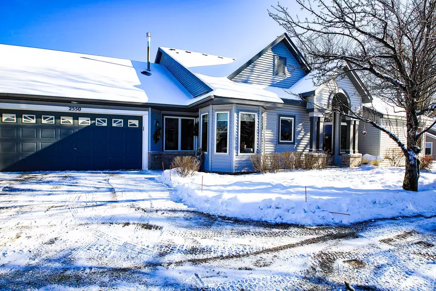 2550 Sumac RDG, White Bear Lake, MN 55110