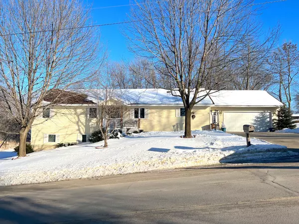 Albert Lea, MN 56007,1506 Garfield AVE