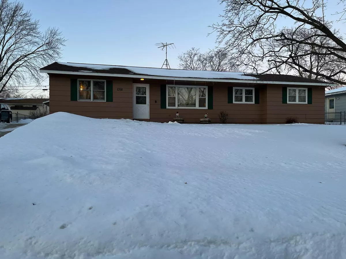 Hastings, MN 55033,1318 19th ST W