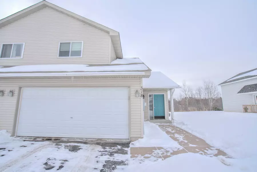 318 Pinto CIR, Braham, MN 55006