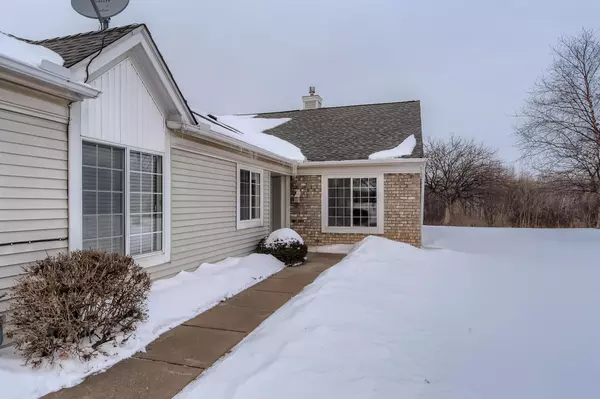 7636 Ojibway Park RD, Woodbury, MN 55125