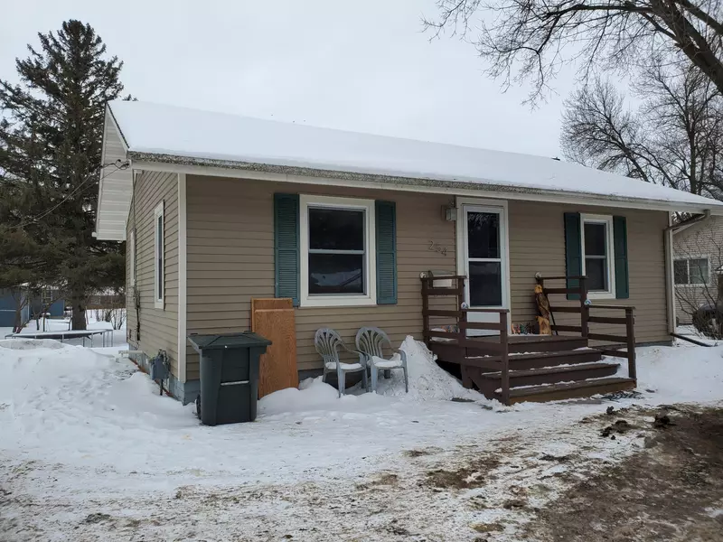 254 Broadway ST E, Amery, WI 54001