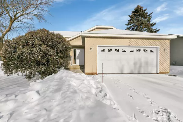 Saint Cloud, MN 56301,3165 Crescent Ridge TRL