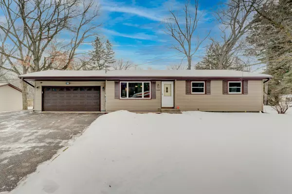 2624 Ardan AVE, Mounds View, MN 55112