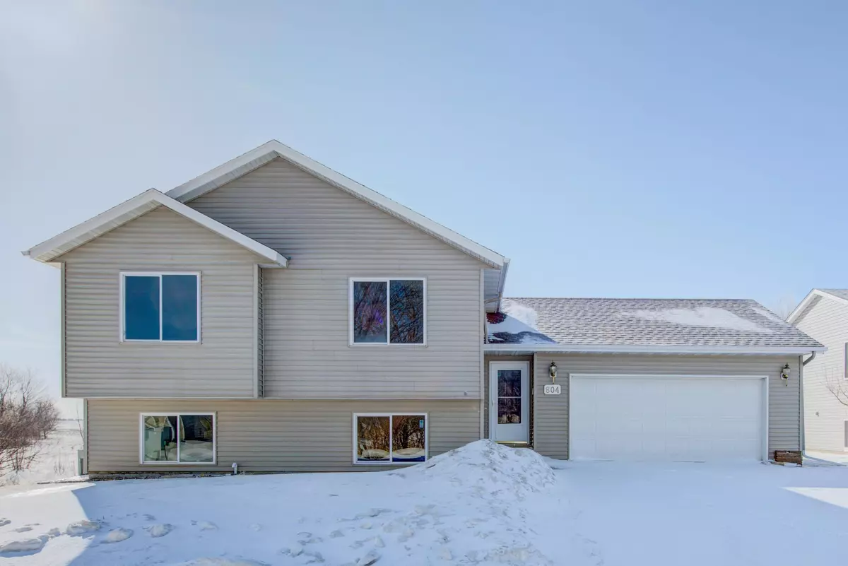 Kasson, MN 55944,804 3rd ST SE