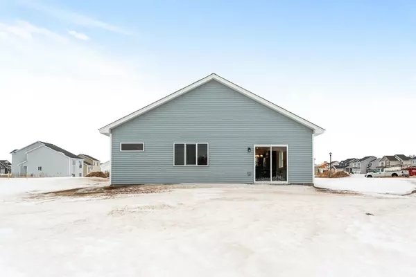 Isanti, MN 55040,318 Bluebird DR NW