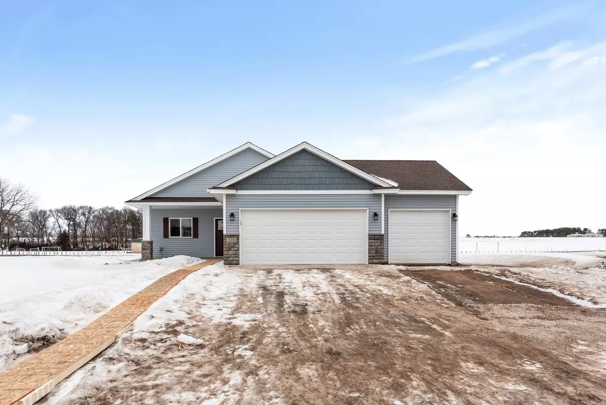 Isanti, MN 55040,318 Bluebird DR NW