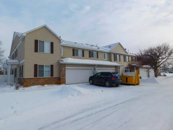 Blaine, MN 55449,11195 Isanti CT NE