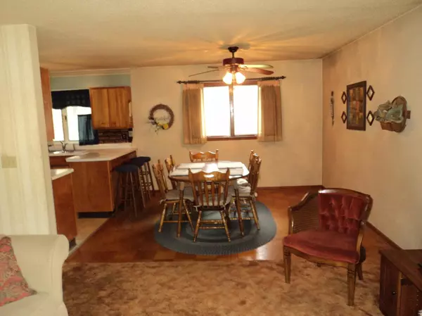 Mahtomedi, MN 55115,235 Iris ST