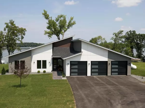 Faribault, MN 55021,4643 180th CT W