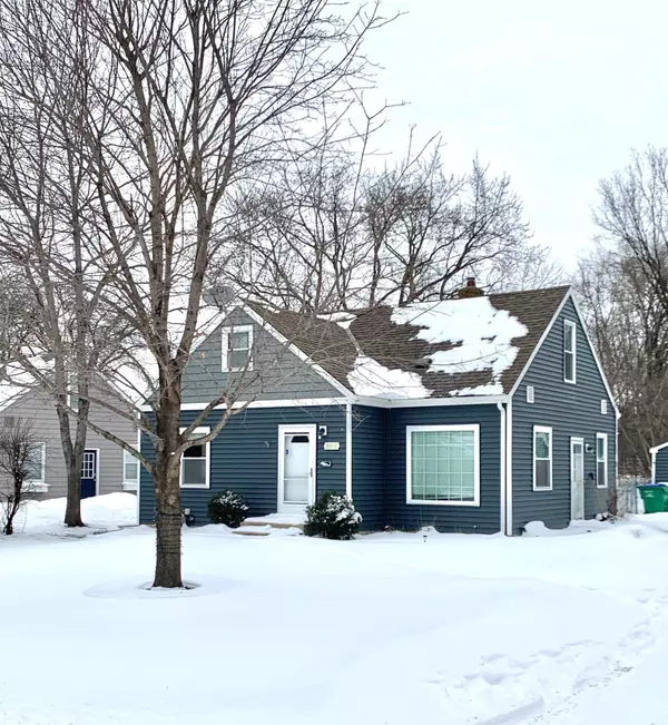 8810 W 34th ST, Saint Louis Park, MN 55426