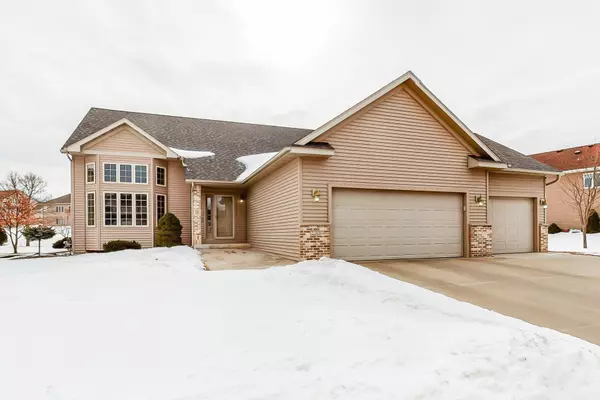 2280 Crimson Ridge DR NW, Rochester, MN 55901