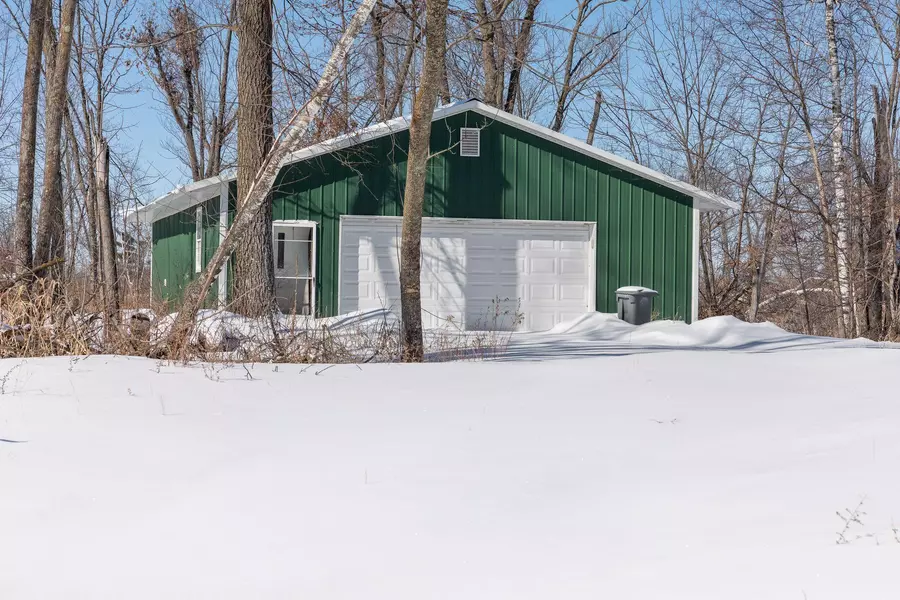 749 163rd AVE, Apple River Twp, WI 54810