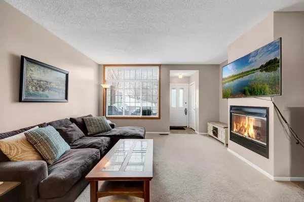 4201 Merrimac LN N #88, Plymouth, MN 55446