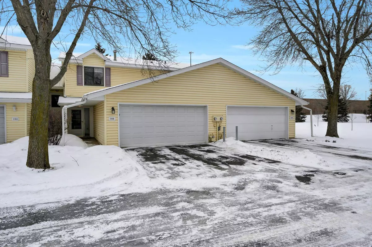 Blaine, MN 55434,388 Pleasure Creek DR