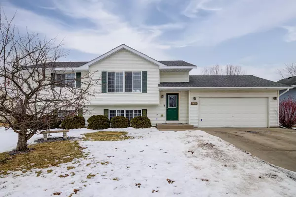 640 Robert AVE N, Maple Lake, MN 55358