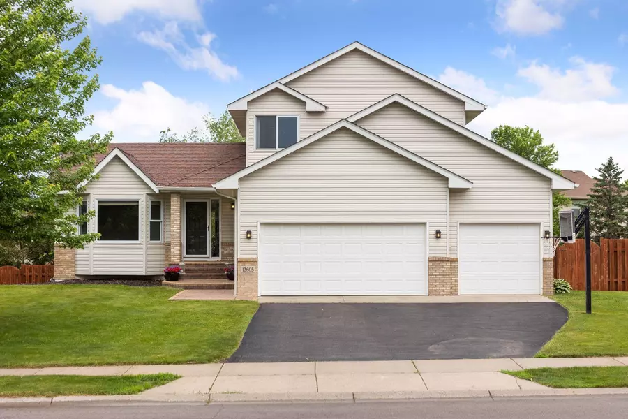 13605 Birch RD, Rogers, MN 55374