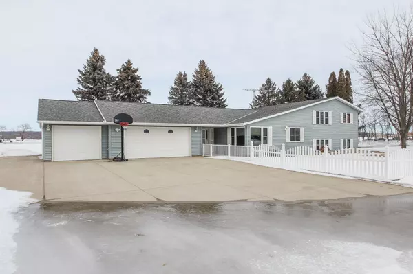 23354 County Road 23, Richmond, MN 56368