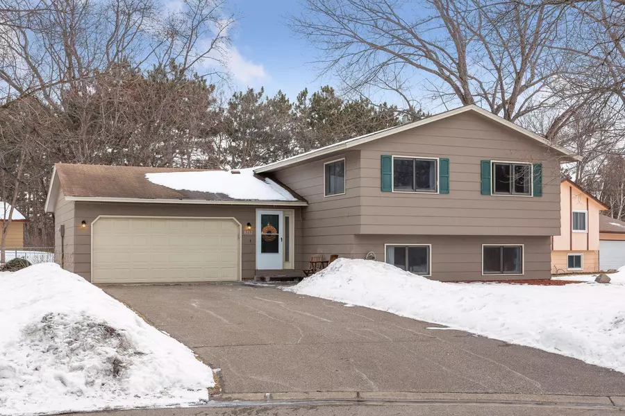 8232 Brunswick AVE N, Brooklyn Park, MN 55443