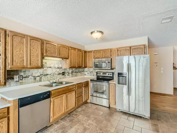 Oakdale, MN 55128,4929 Grenwich PL N #33