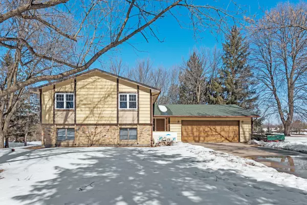 Victoria, MN 55386,700 80th ST