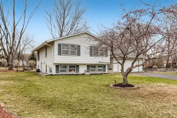 5235 Balsam LN N, Plymouth, MN 55442