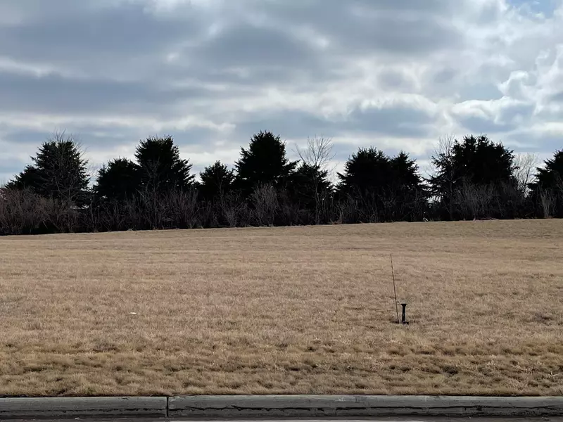 521 Hillcrest ST, Edgerton, MN 56128