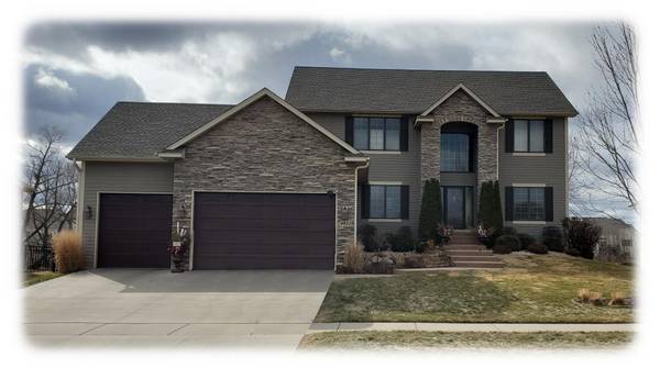 9851 Walnut Grove LN N,  Maple Grove,  MN 55311