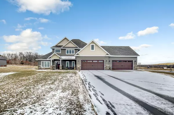 440 Lake DR NE, Sauk Rapids, MN 56379