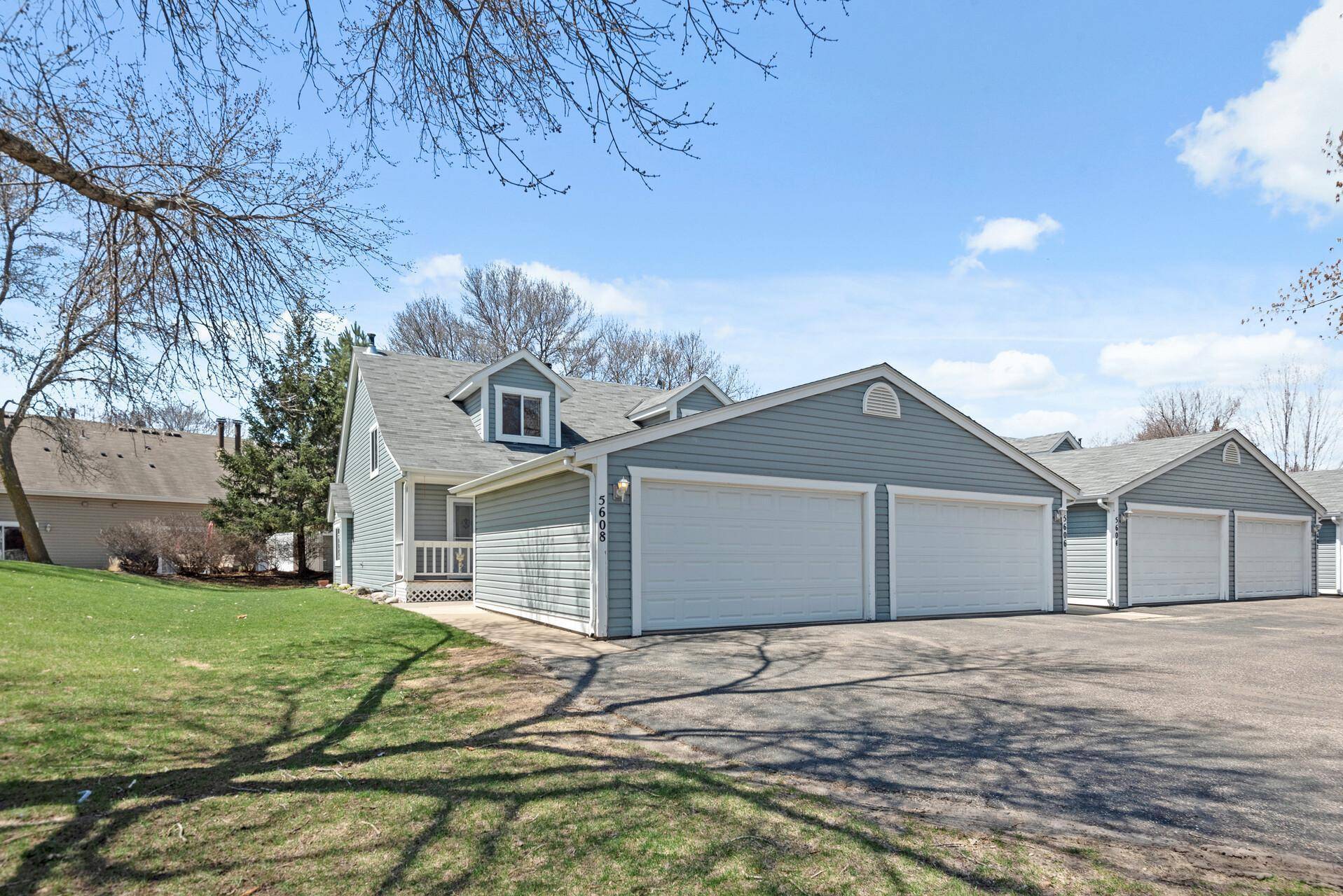 5608 Bimini DR, Minnetonka, MN 55343