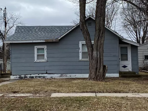 Albert Lea, MN 56007,826 Lincoln AVE