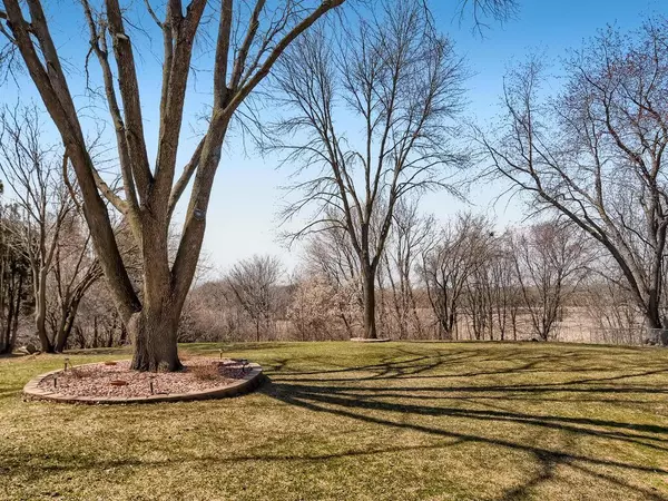 Maple Grove, MN 55369,10765 Boundary Creek TER