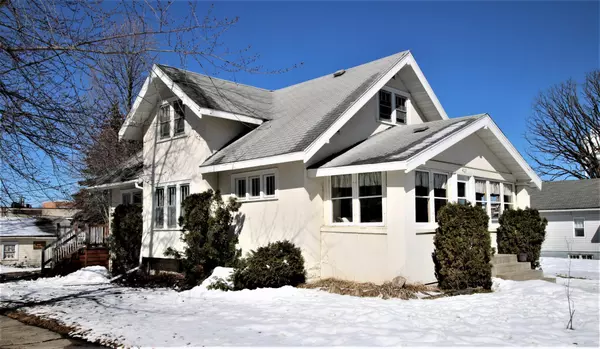 Staples, MN 56479,403 5th ST NE