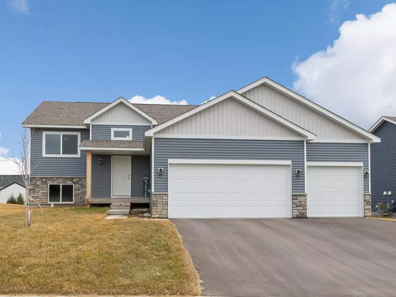 9071 Cheyanne CIR, Waverly, MN 55390