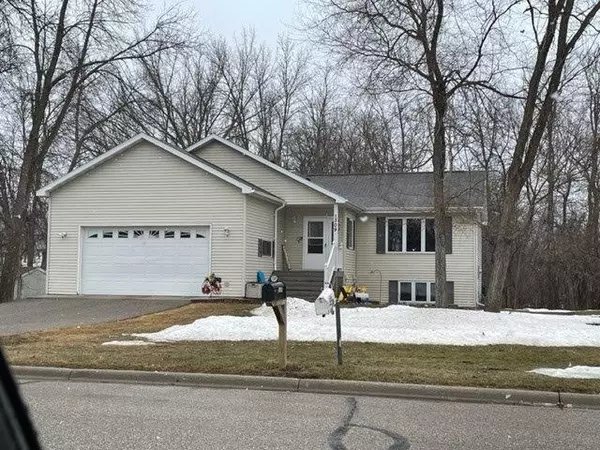 Alexandria, MN 56308,1309 5th AVE E