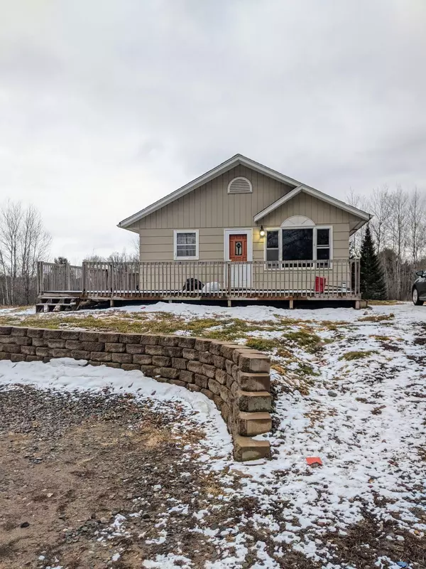 9084 Brook Dr, Pokegama Twp, MN 55063