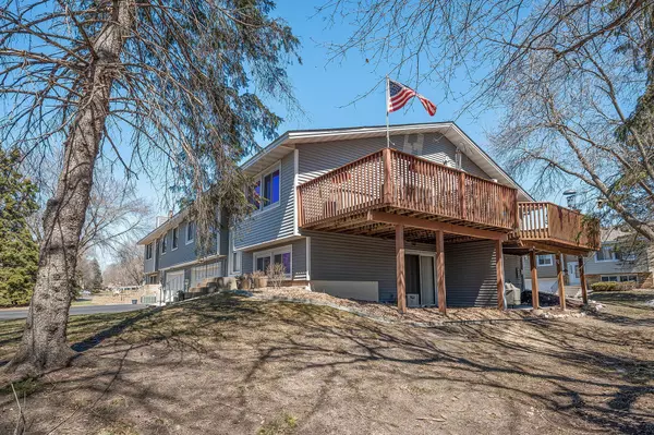 Blaine, MN 55434,396 96th LN NE