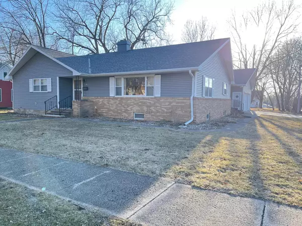 Lakefield, MN 56150,621 Cherry ST