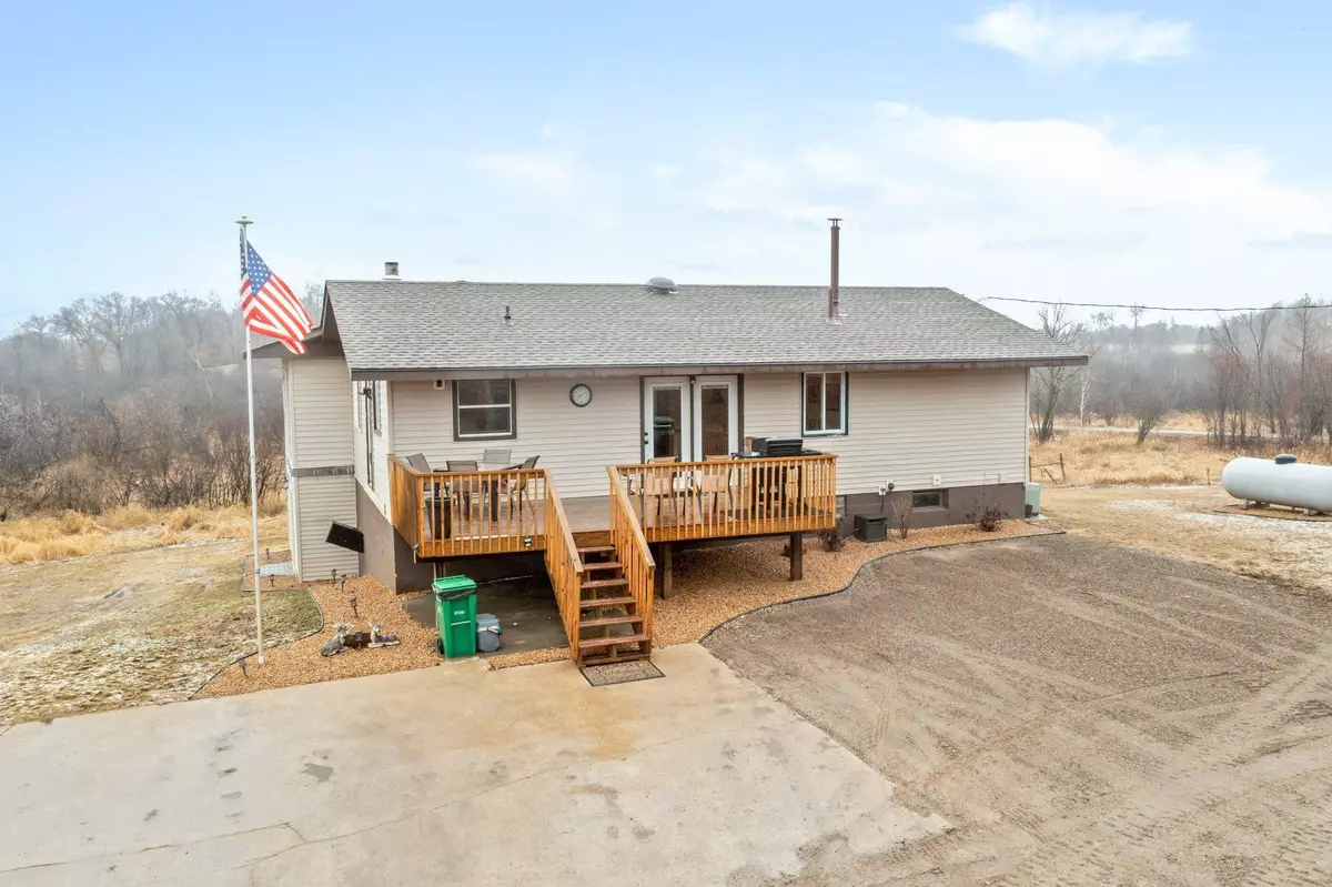 Stanchfield, MN 55080,4202 381st AVE NE