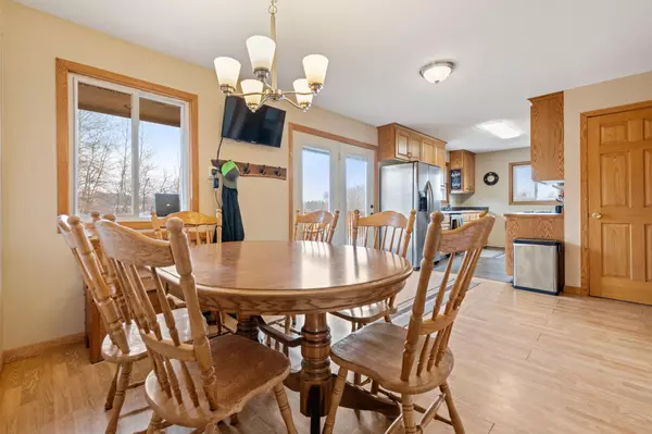 Stanchfield, MN 55080,4202 381st AVE NE