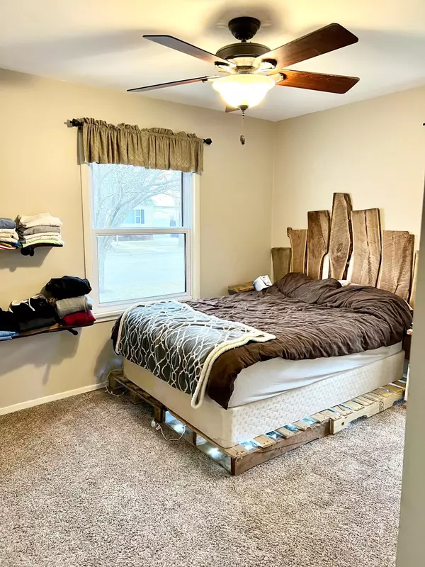 Springfield, MN 56087,303 N Bagen AVE