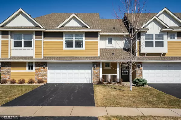 1119 Station TRL, Eagan, MN 55123