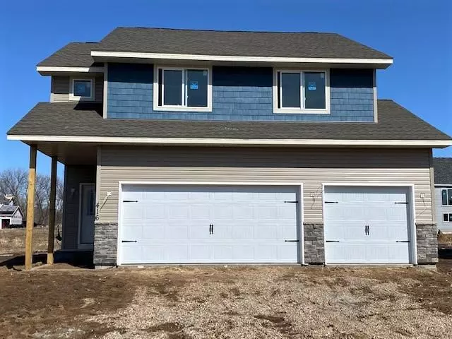 Isanti, MN 55040,416 Bluebird DR NW