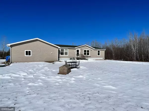 624 20th AVE NW, Baudette, MN 56623